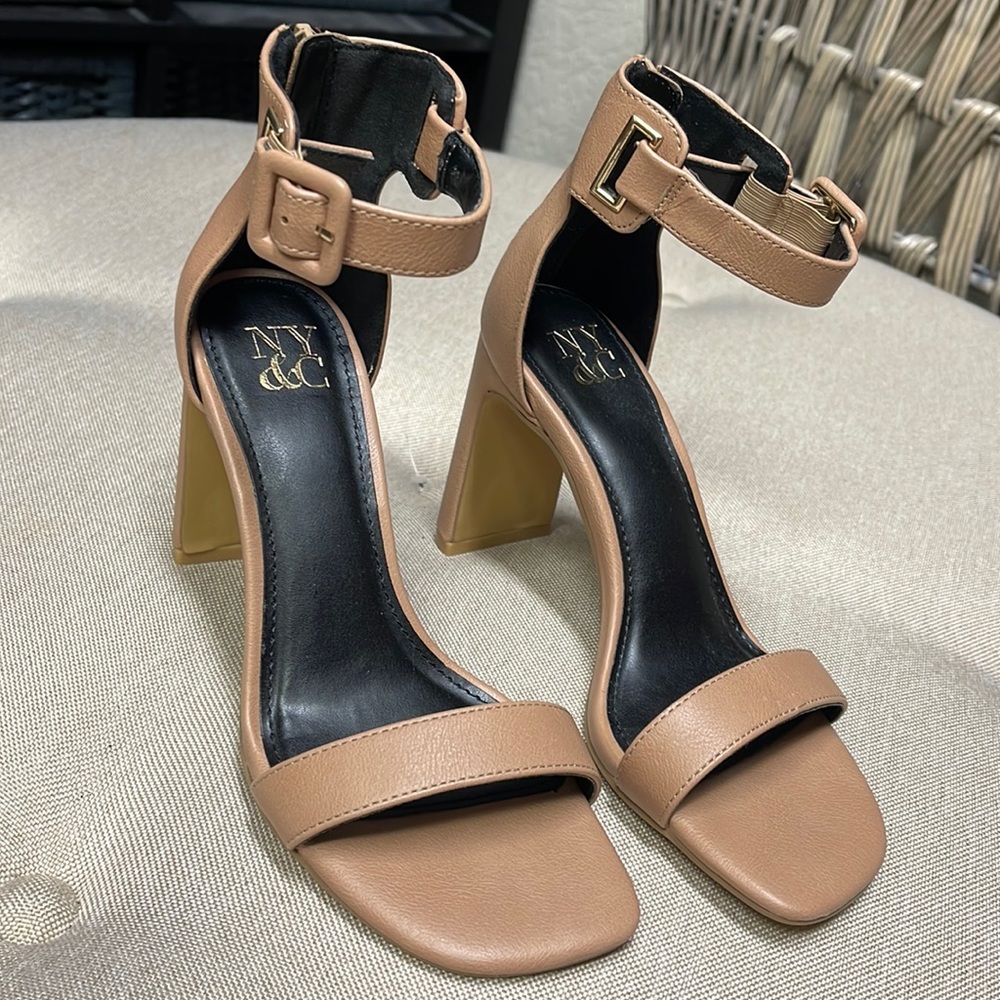 New York and Company NY&C Brand new Nude Heels size 6.5